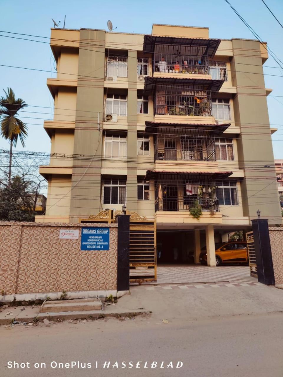 Dreams Abode Studio Apartment Guwahati Esterno foto